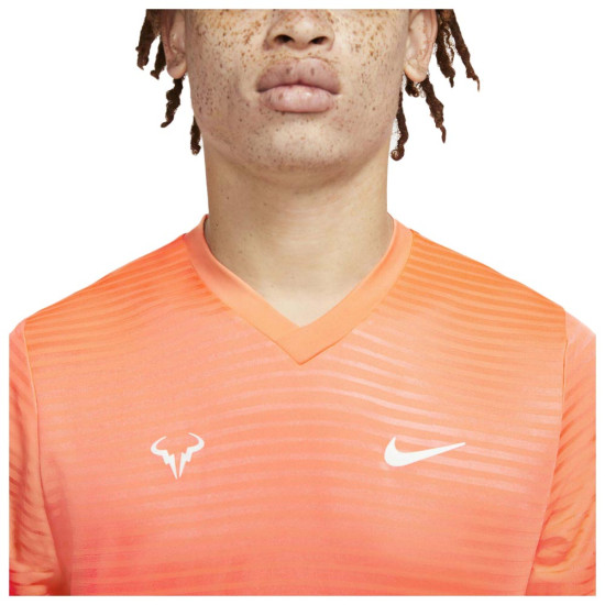 Nike Ανδρική κοντομάνικη μπλούζα Challenger Nike Ανδρική κοντομάνικη μπλούζα Challenger